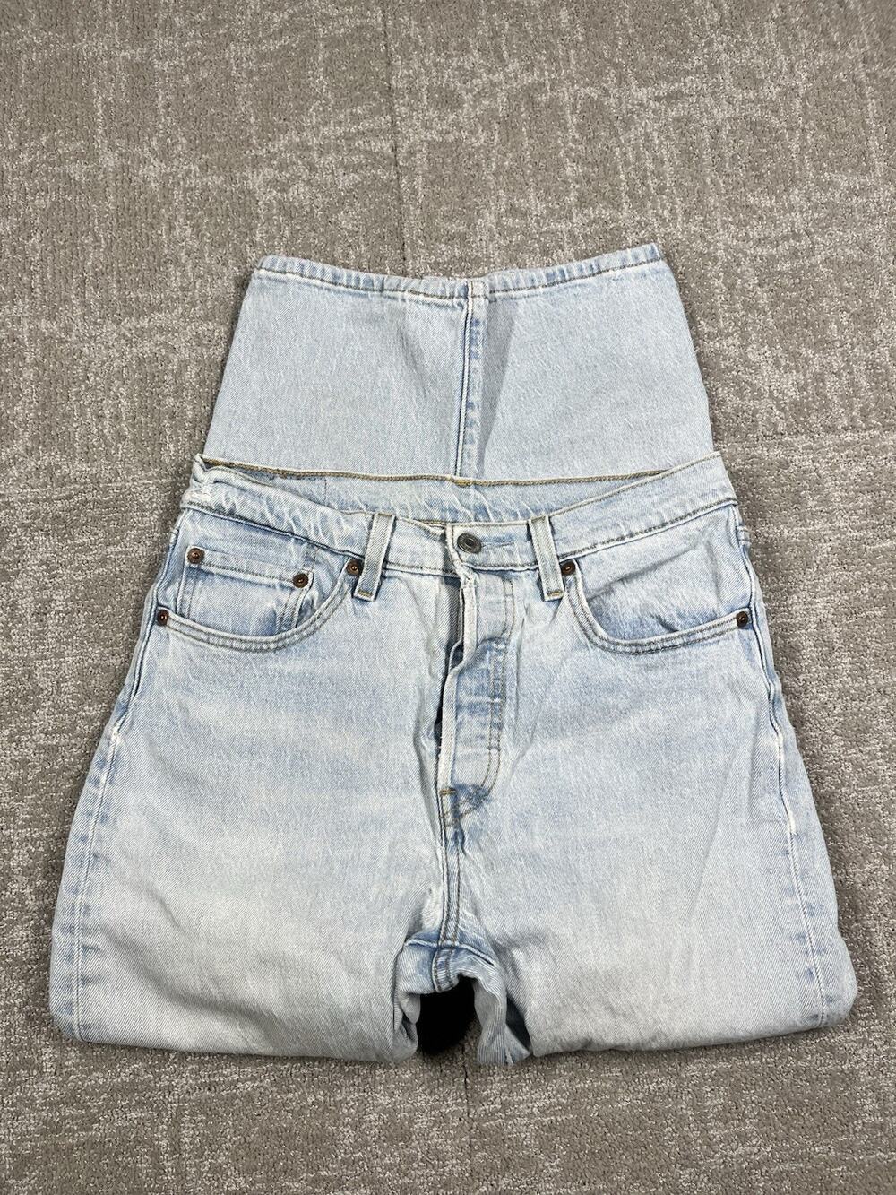 Levis 501 Slim Straight Button Fly Jean Women Size 28